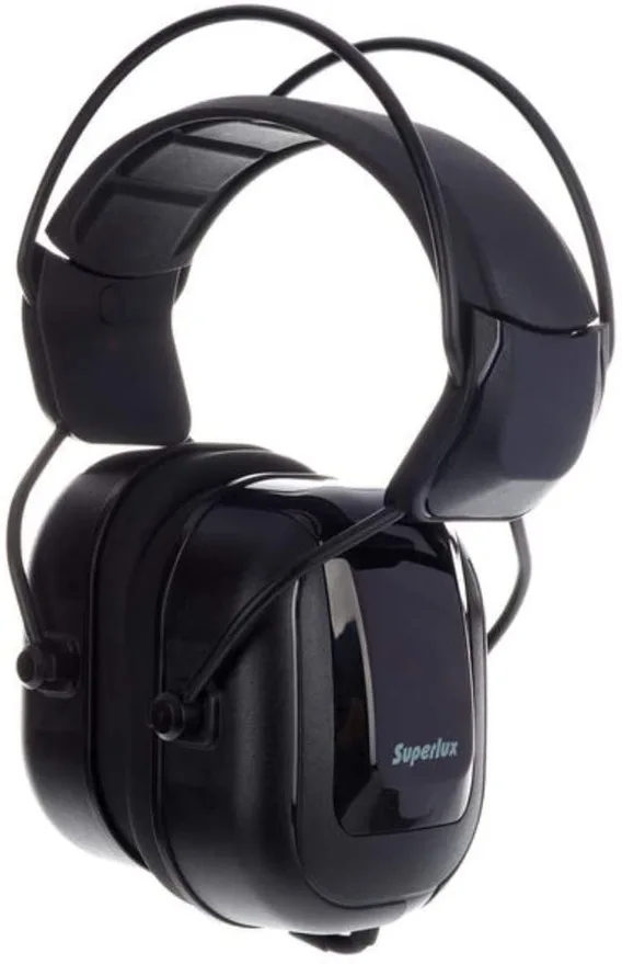 Superlux HD665 Closed Headphones