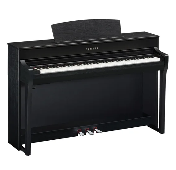 Yamaha CLP-745, Black Utstillingsmodell!